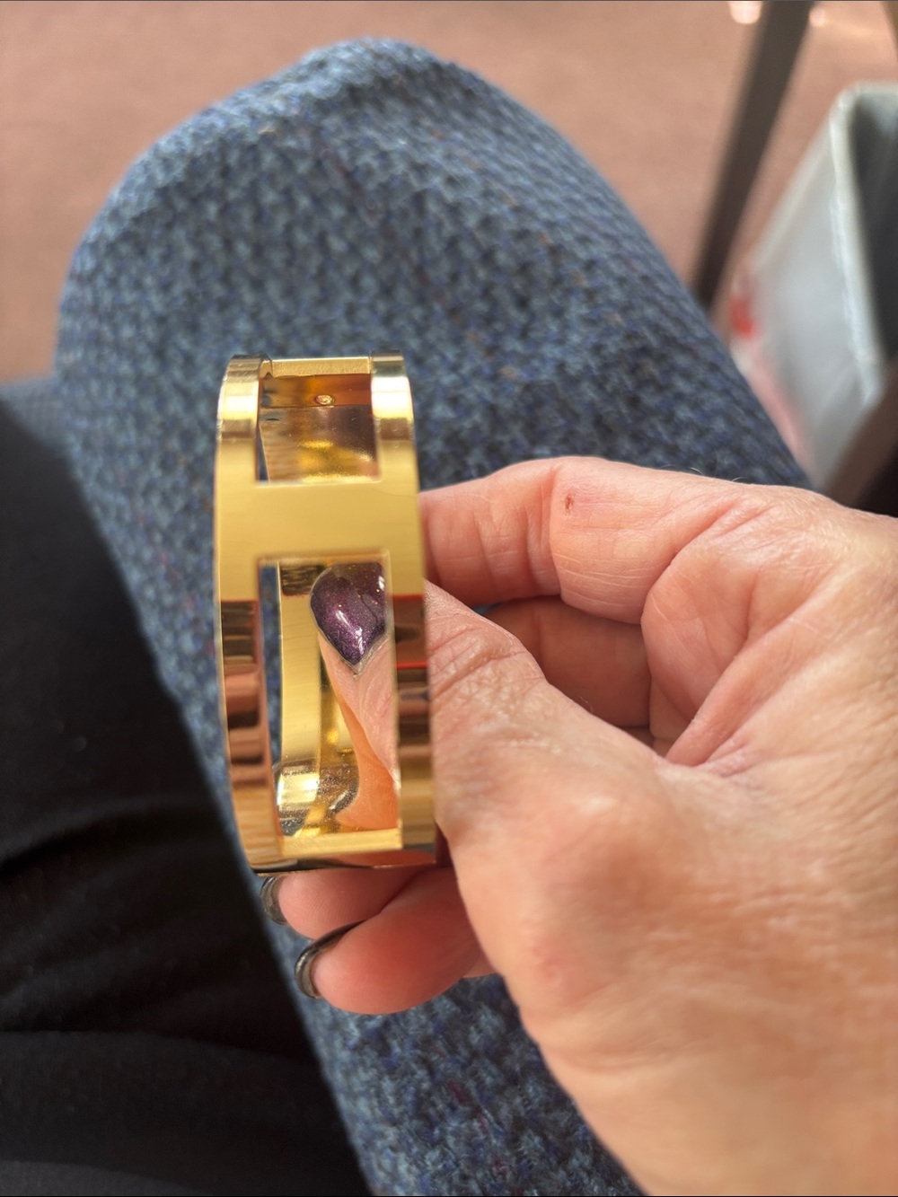 Beautiful bangle - Picture 2 of 3